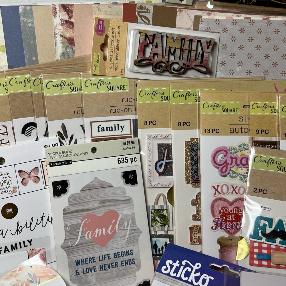 THE FAMILY ARTS & CRAFTS GIFT SET - Picture 9 of 16